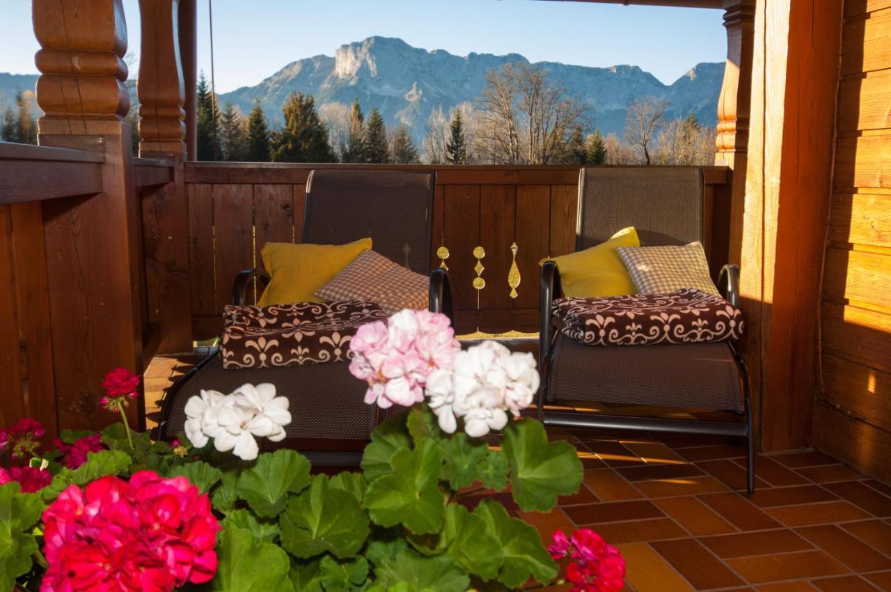 Ferienwohnungen Gaestehaus Laercheck เบิร์ชเทสกาเดน ภายนอก รูปภาพ