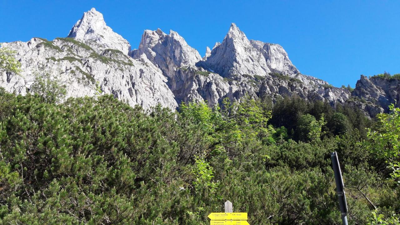 Ferienwohnungen Gaestehaus Laercheck เบิร์ชเทสกาเดน ภายนอก รูปภาพ