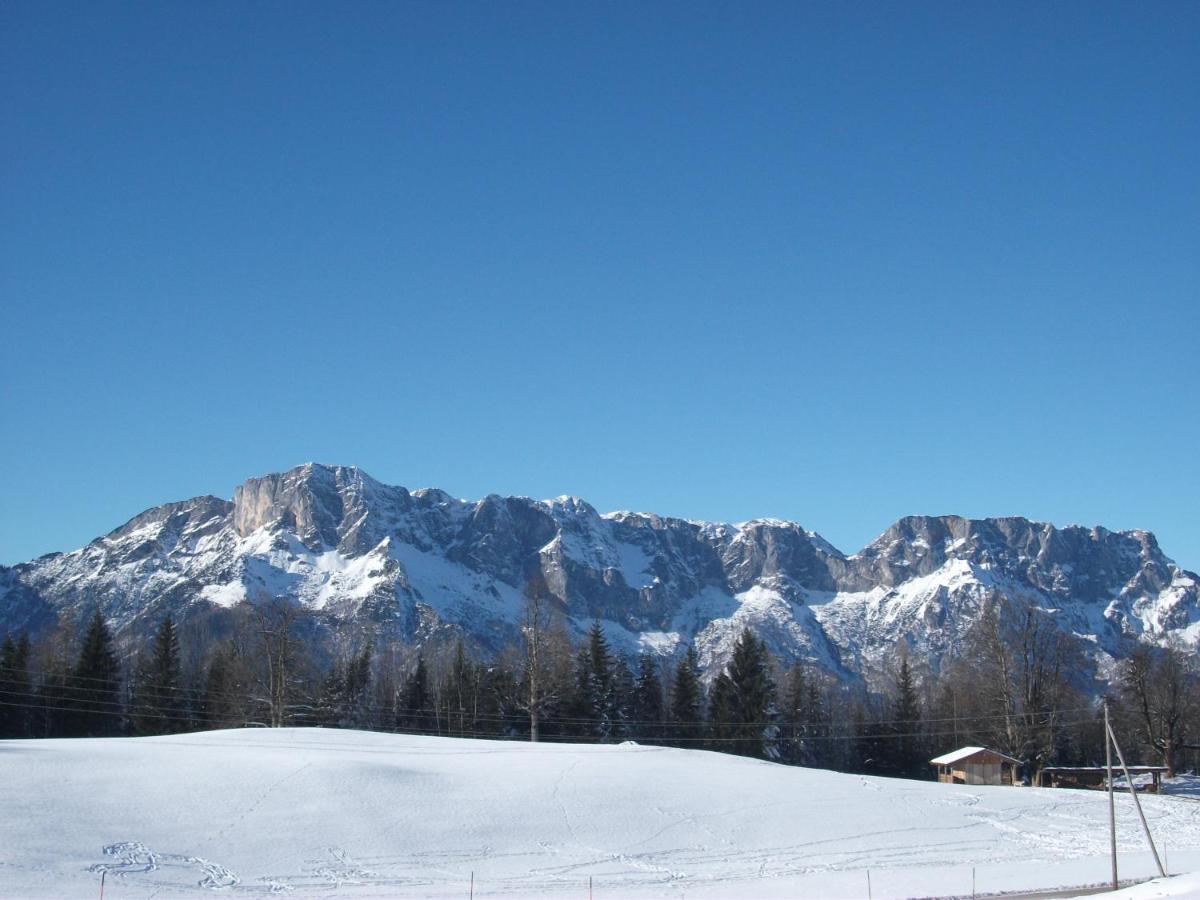 Ferienwohnungen Gaestehaus Laercheck เบิร์ชเทสกาเดน ภายนอก รูปภาพ